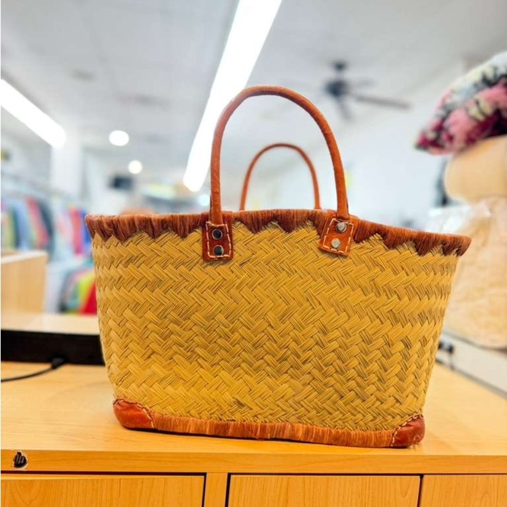 Stylish Tan and Brown Woven Tote Bag